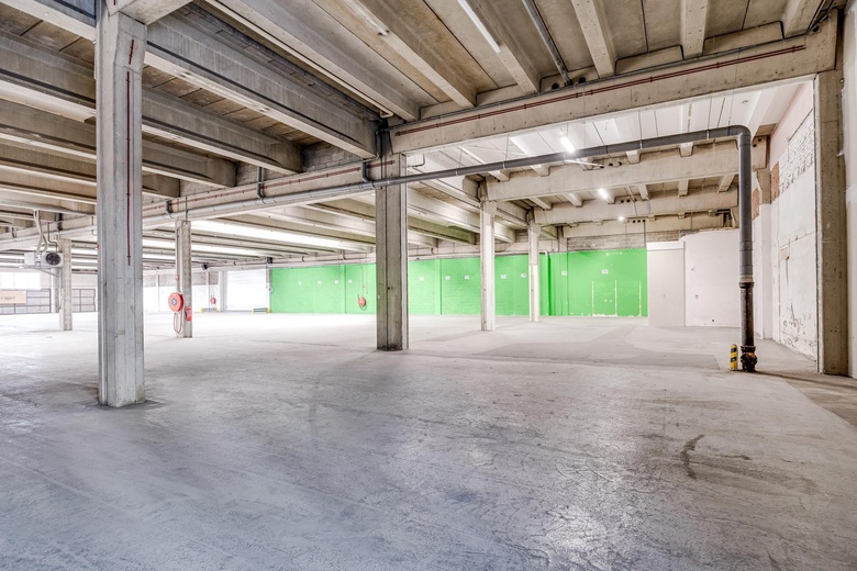 BedrijfsruimteaanHogeweyselaan 145<br/> inWeesp