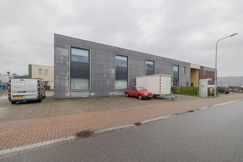 BedrijfsruimteaanMeer en Duin 24 B<br/> inLisse BedrijfsruimteaanMeer en Duin 24 B<br/> inLisse