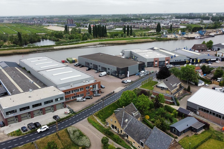 BedrijfsruimteaanMiddelblok 138<br/> inGouderak