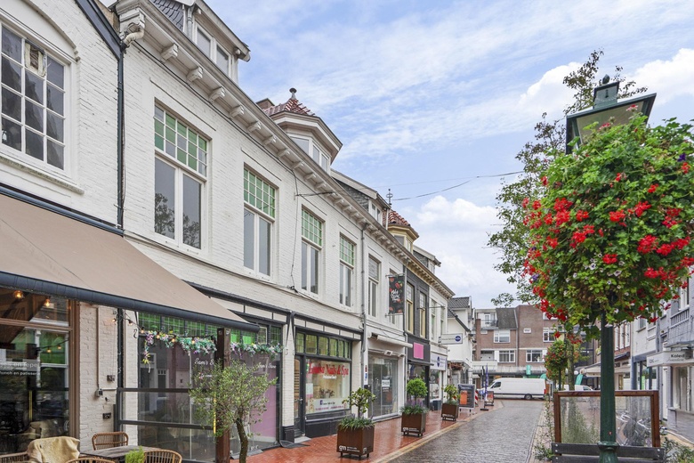 WinkelruimteaanNassaustraat 3 C<br/> inBussum WinkelruimteaanNassaustraat 3 C<br/> inBussum