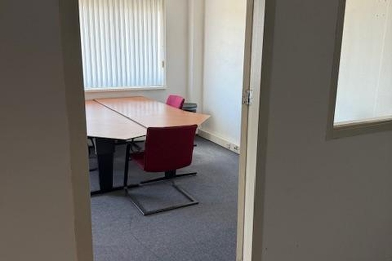 KantoorruimteaanDragonder 11<br/> inValkenswaard KantoorruimteaanDragonder 11<br/> inValkenswaard