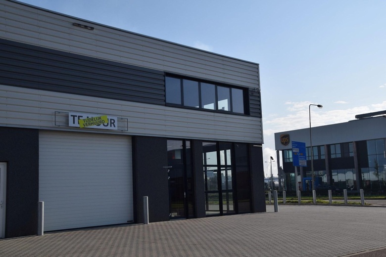 BedrijfsruimteaanMarie Curieweg 3 J<br/> inRoermond BedrijfsruimteaanMarie Curieweg 3 J<br/> inRoermond