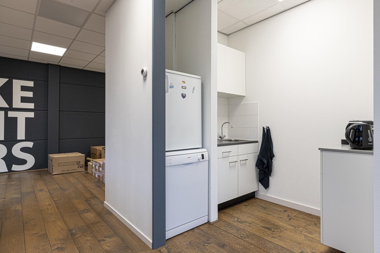 BedrijfsruimteaanCoenecoop 3 B 5<br/> inWaddinxveen