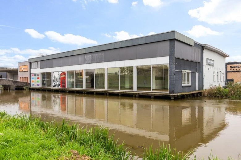 BedrijfsruimteaanKanaaldijk 32 A<br/> inWaddinxveen