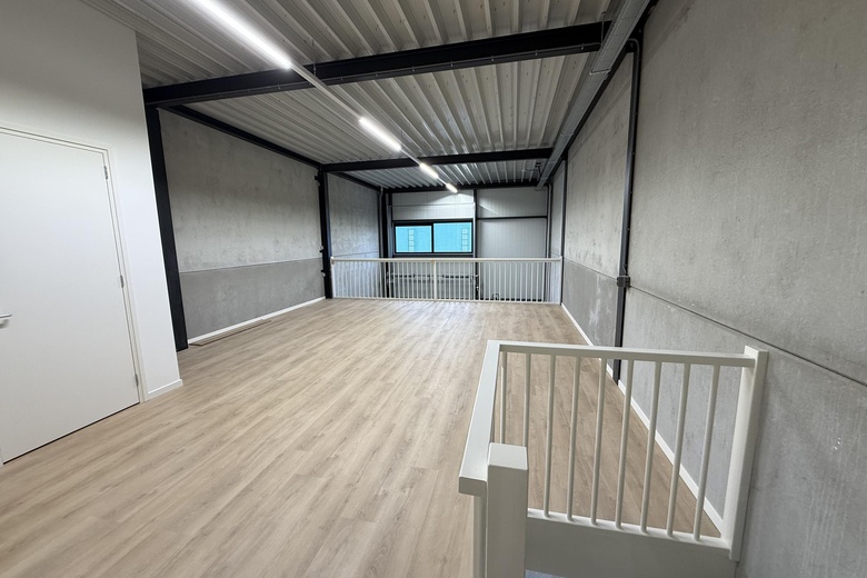 BedrijfsruimteaanAgriport 5 08<br/> inMiddenmeer