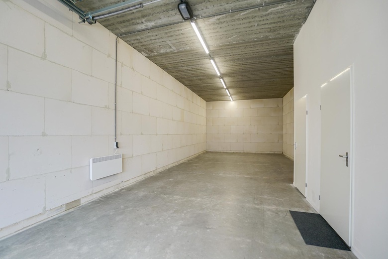 BedrijfsruimteaanMiddelblok 136 d<br/> inGouderak BedrijfsruimteaanMiddelblok 136 d<br/> inGouderak