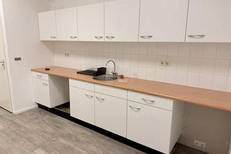 BedrijfsruimteaanDonk 5<br/> inBarendrecht BedrijfsruimteaanDonk 5<br/> inBarendrecht
