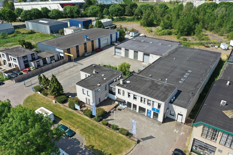 BedrijfsruimteaanZeilweg 13 - 17<br/> inLelystad