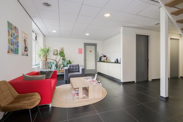 KantoorruimteaanVarsseveldsestraatweg 70 A<br/> inAalten KantoorruimteaanVarsseveldsestraatweg 70 A<br/> inAalten
