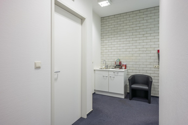 KantoorruimteaanHofkamp 29 E<br/> inGeleen KantoorruimteaanHofkamp 29 E<br/> inGeleen