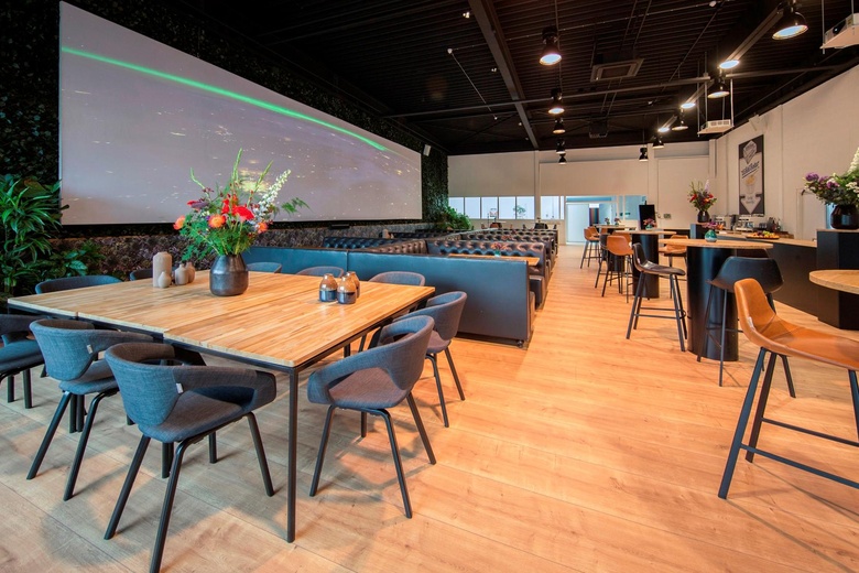 BedrijfsruimteaanPieter Ghijsenlaan 1<br/> inZaandam BedrijfsruimteaanPieter Ghijsenlaan 1<br/> inZaandam
