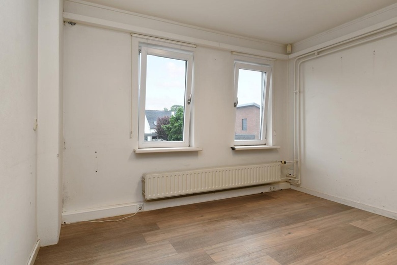 BedrijfsruimteaanKerkstraat 54<br/> inPanningen