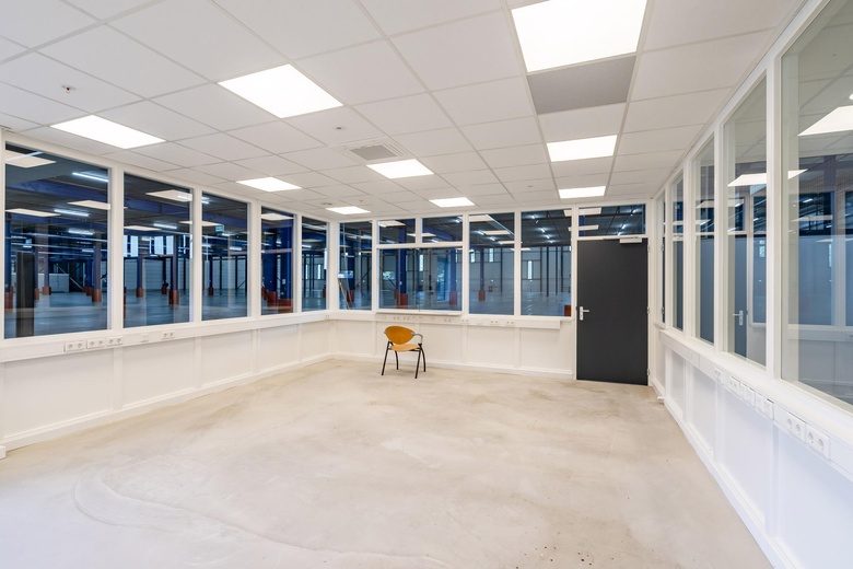 BedrijfsruimteaanBasicweg 8<br/> inAmersfoort BedrijfsruimteaanBasicweg 8<br/> inAmersfoort