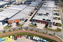 Bekijk foto 2 van eenheid 1 aan de Euroweg 28 - 30 in Ridderkerk