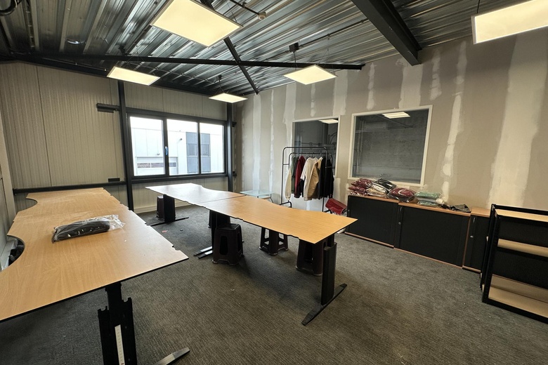 BedrijfsruimteaanMarconiweg 28<br/> inTholen BedrijfsruimteaanMarconiweg 28<br/> inTholen