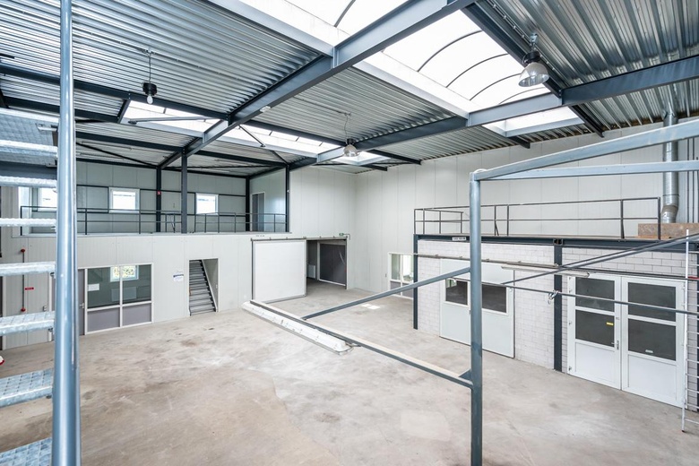 BedrijfsruimteaanBoezemweg 15<br/> inOude-Tonge