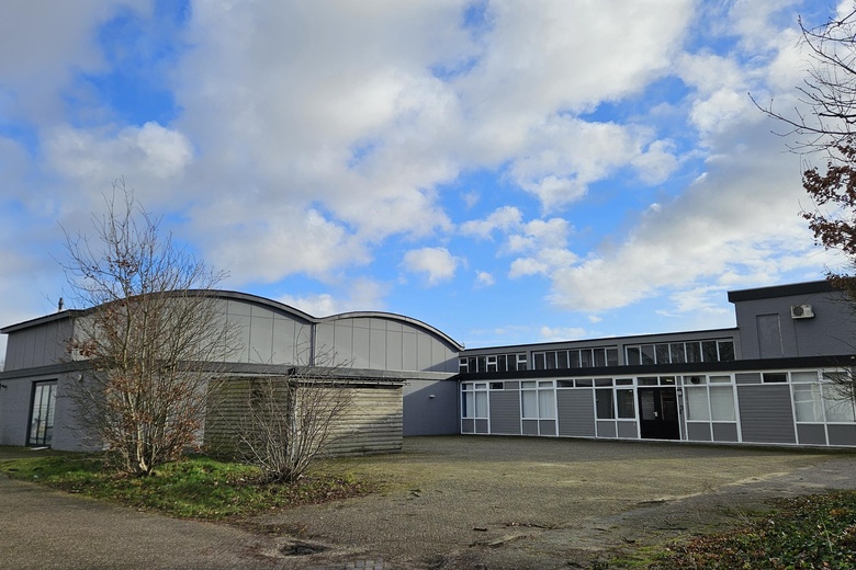 BedrijfsruimteaanJules Verneweg 15<br/> inEmmen