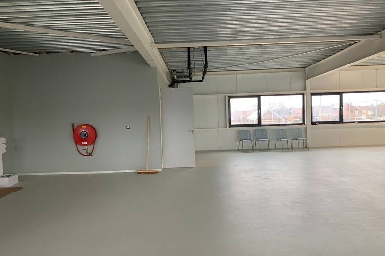 BedrijfsruimteaanKristalweg 1 B<br/> inHerten