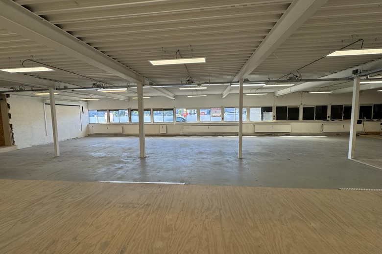 BedrijfsruimteaanIndustrieweg 27 B<br/> inMijdrecht BedrijfsruimteaanIndustrieweg 27 B<br/> inMijdrecht