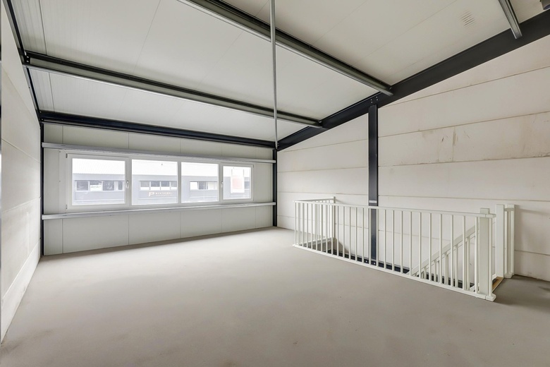 BedrijfsruimteaanDirk Verheulweg 2 F 3<br/> inWaddinxveen