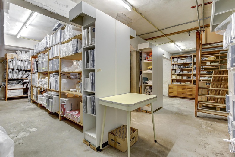 WinkelruimteaanWaterstraat 54<br/> inTiel WinkelruimteaanWaterstraat 54<br/> inTiel
