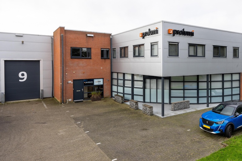 BedrijfsruimteaanLuzernestraat 9<br/> inNieuw-Vennep