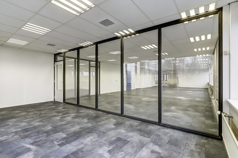 KantoorruimteaanToekanweg 2<br/> inSchiphol KantoorruimteaanToekanweg 2<br/> inSchiphol