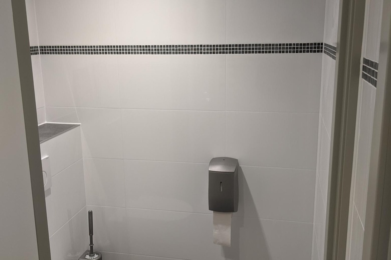 BedrijfsruimteaanKerkweg 221<br/> inHeemskerk BedrijfsruimteaanKerkweg 221<br/> inHeemskerk