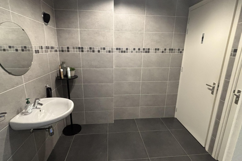 KantoorruimteaanPastoor Spieringsstraat 215<br/> inUden KantoorruimteaanPastoor Spieringsstraat 215<br/> inUden