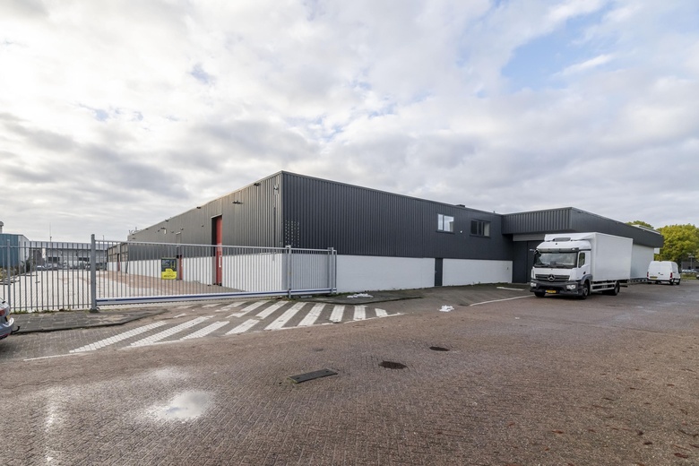 BedrijfsruimteaanSchuttevaerweg 22 - 24<br/> inRotterdam