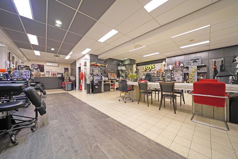 WinkelruimteaanZadelmakerstraat 22<br/> inAlmere WinkelruimteaanZadelmakerstraat 22<br/> inAlmere