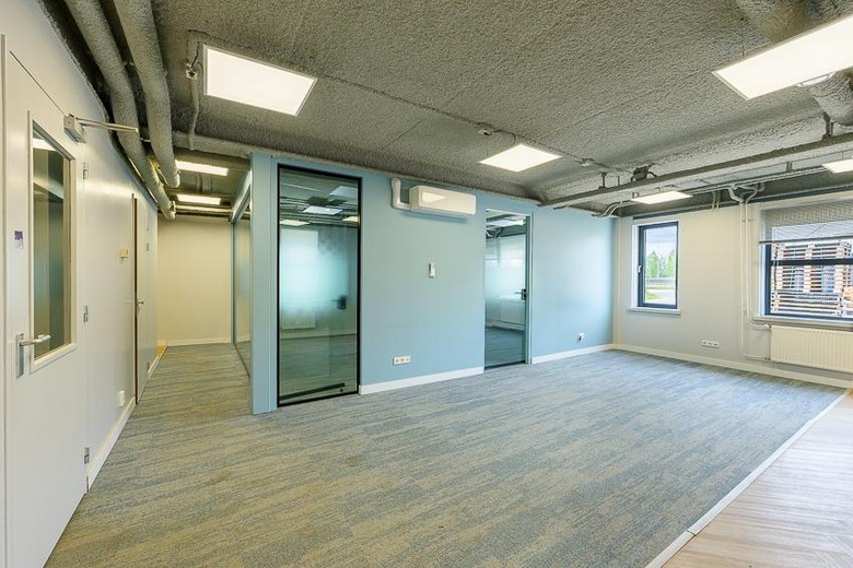 BedrijfsruimteaanDriemanssteeweg 52<br/> inRotterdam BedrijfsruimteaanDriemanssteeweg 52<br/> inRotterdam
