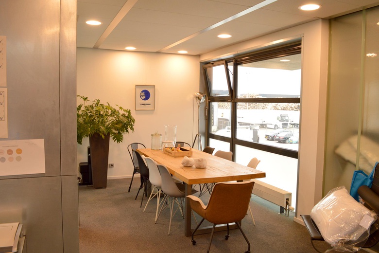 KantoorruimteaanBoekweitstraat 90<br/> inNieuw-Vennep KantoorruimteaanBoekweitstraat 90<br/> inNieuw-Vennep