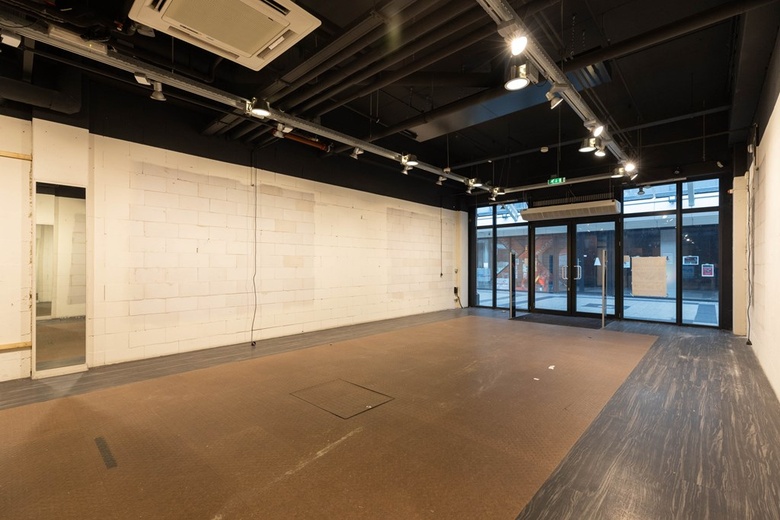 WinkelruimteaanLiesveld 110<br/> inVlaardingen