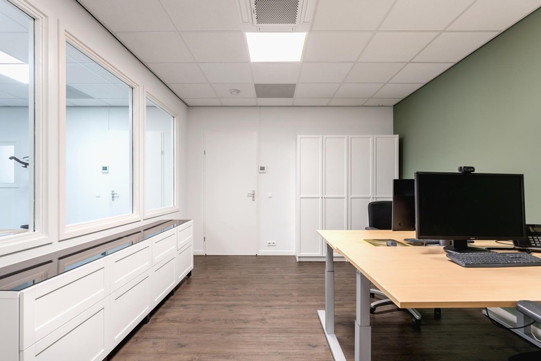 KantoorruimteaanDirck Uytenboogaertstraat 9<br/> inZwijndrecht