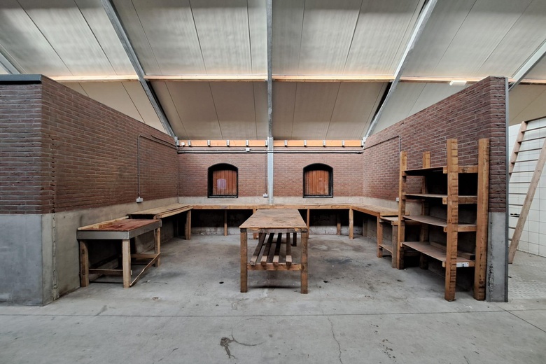 BedrijfsruimteaanBarneveldseweg 85<br/> inLunteren