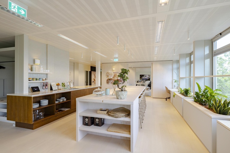 KantoorruimteaanApollolaan 151<br/> inAmsterdam