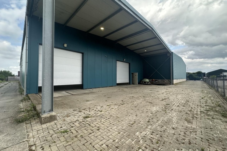 BedrijfsruimteaanZilverhoek 7<br/> inSteenbergen BedrijfsruimteaanZilverhoek 7<br/> inSteenbergen
