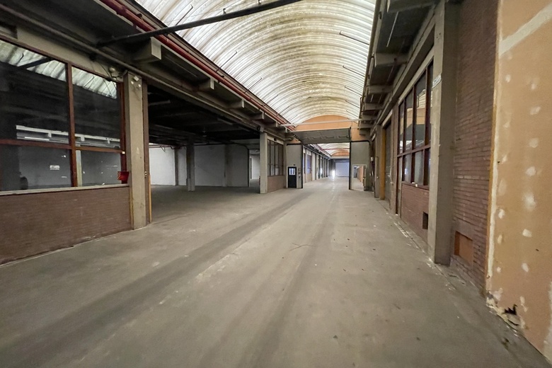 BedrijfsruimteaanSluisjesdijk 153<br/> inRotterdam