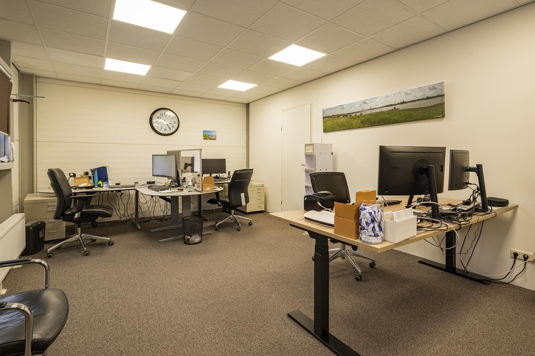 BedrijfsruimteaanRijthoek 11<br/> inHaaften