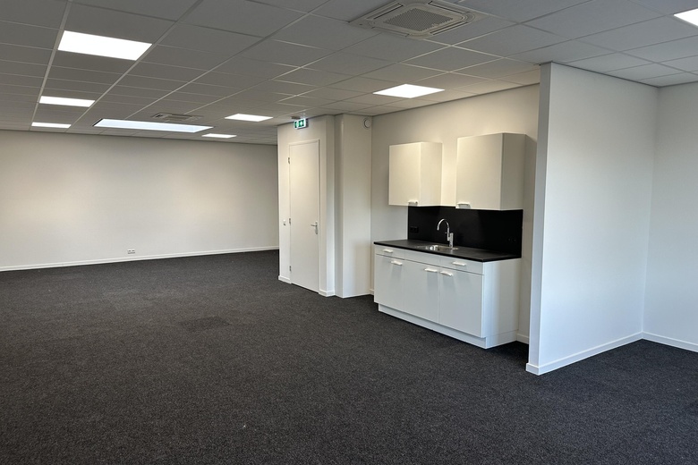 BedrijfsruimteaanStaringlaan 14 B<br/> inWaddinxveen