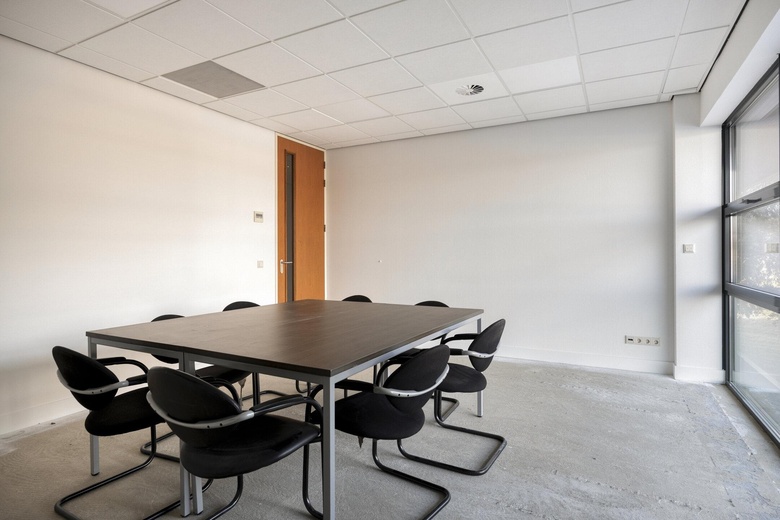 KantoorruimteaanVan Coulsterweg 11<br/> inAlblasserdam