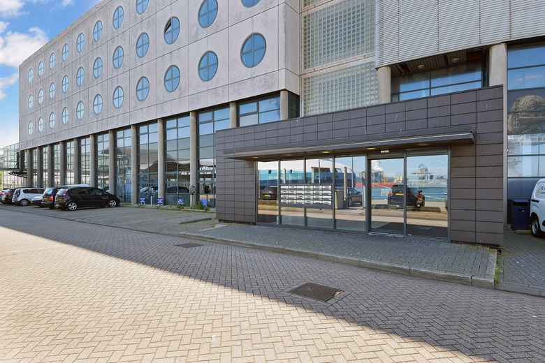 KantoorruimteaanSluisplein 33<br/> inIJmuiden KantoorruimteaanSluisplein 33<br/> inIJmuiden