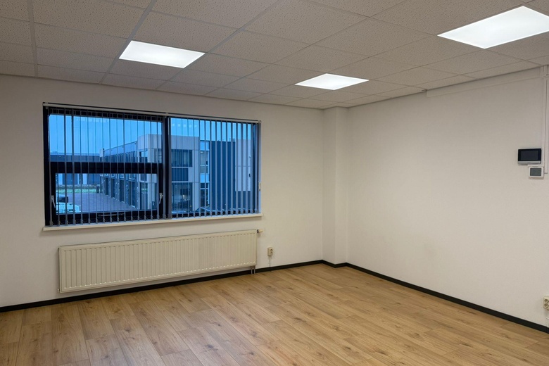 BedrijfsruimteaanJade 208<br/> inDordrecht