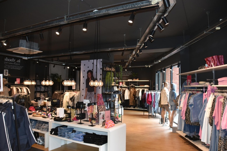 WinkelruimteaanZandstraat 80<br/> inGennep WinkelruimteaanZandstraat 80<br/> inGennep