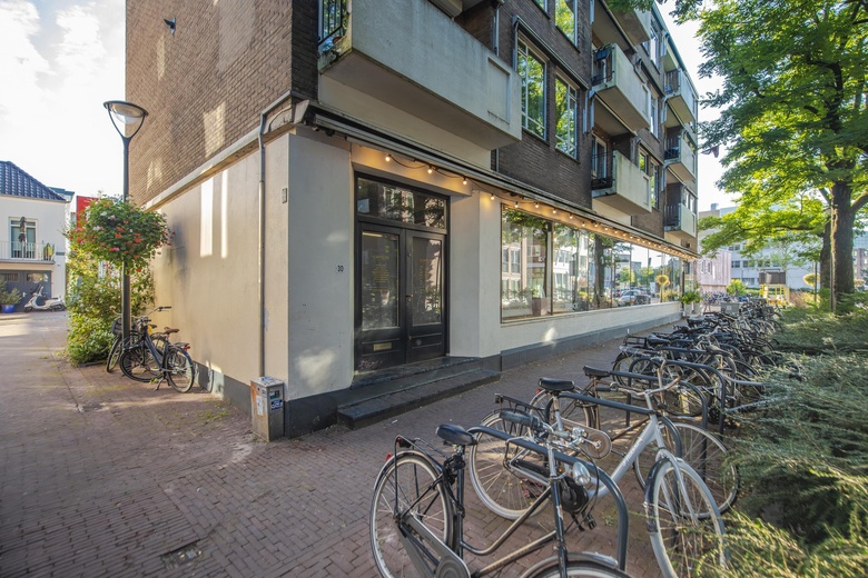 WinkelruimteaanBeekstraat 30<br/> inArnhem WinkelruimteaanBeekstraat 30<br/> inArnhem