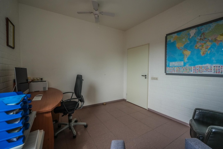 BedrijfsruimteaanDommelstraat 30<br/> inOss BedrijfsruimteaanDommelstraat 30<br/> inOss