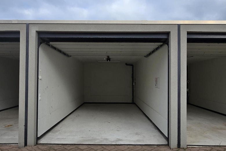 BedrijfsruimteaanZanddijk 30<br/> in's-Gravenzande