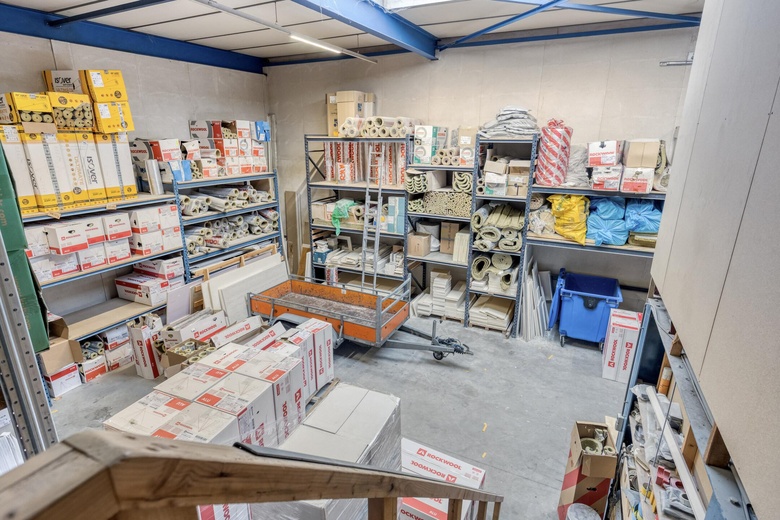 BedrijfsruimteaanCanadabaan 7 l<br/> inNistelrode