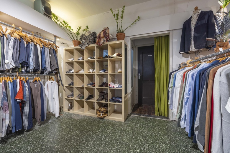 WinkelruimteaanEnschotsestraat 131<br/> inTilburg